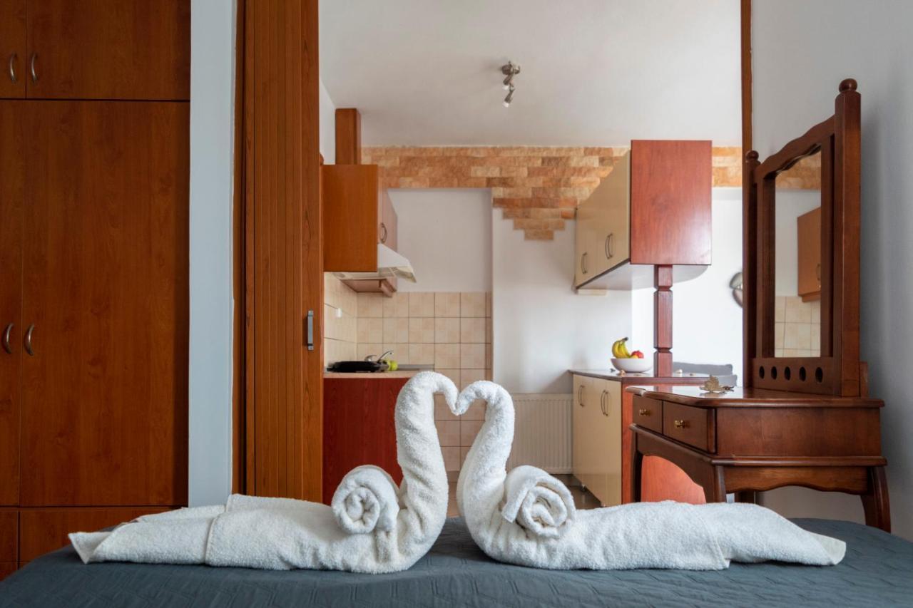 Kapahi Seaview Hotel Apartments 波托什 外观 照片