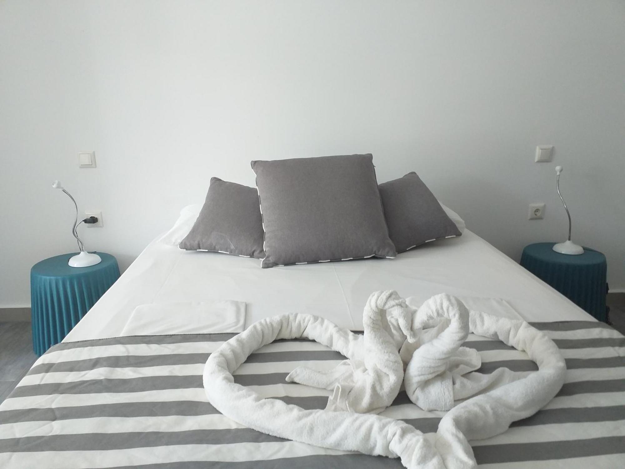 Kapahi Seaview Hotel Apartments 波托什 客房 照片